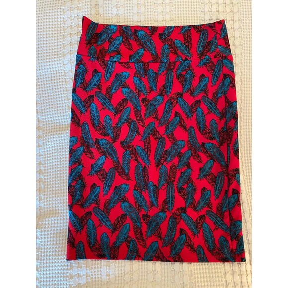 LulaRoe Red Green Pencil Stretch Mid Knee Skirt Size Large Stylish Comfortable - Picture 5 of 7